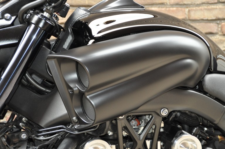 yamaha vmax 1700 exhaust